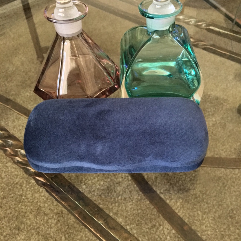 Gucci Velvet Hard Sunglass Standard Size Case